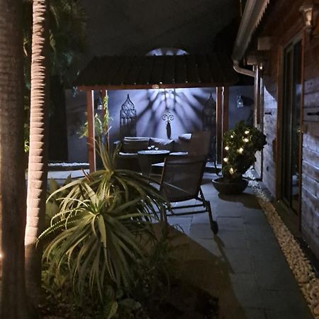 La Liane De Jade 974-Lodge Le Palissandre - Jacuzzi Privatif - Piscine Chauffee Le Bois de Nefles  Екстер'єр фото