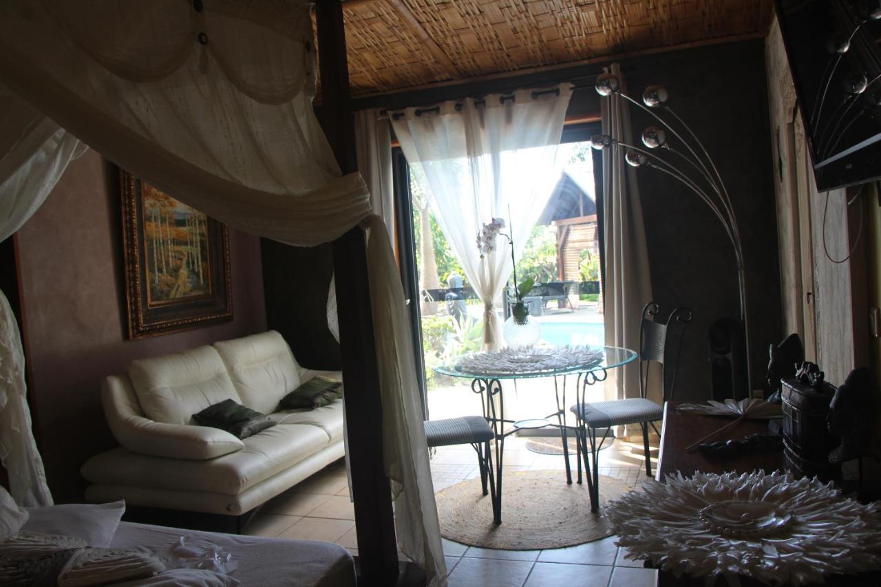 La Liane De Jade 974-Lodge Le Palissandre - Jacuzzi Privatif - Piscine Chauffee Le Bois de Nefles  Екстер'єр фото